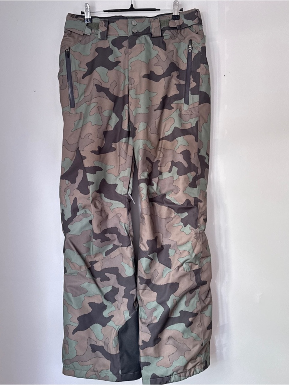 Camo Columbia ski pants